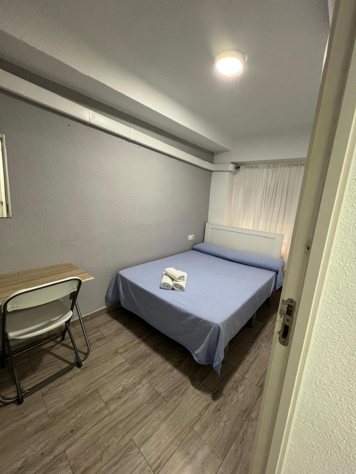 Guesthouse Central アリカンテ エクステリア 写真