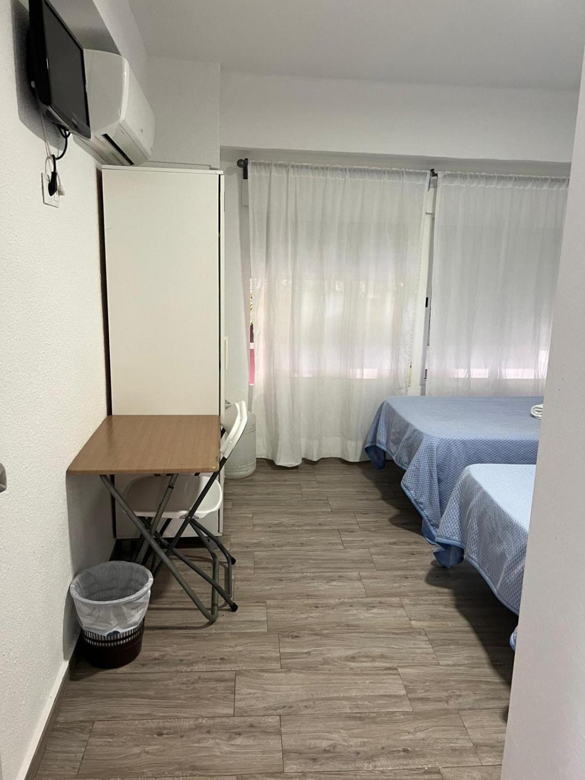 Guesthouse Central アリカンテ エクステリア 写真