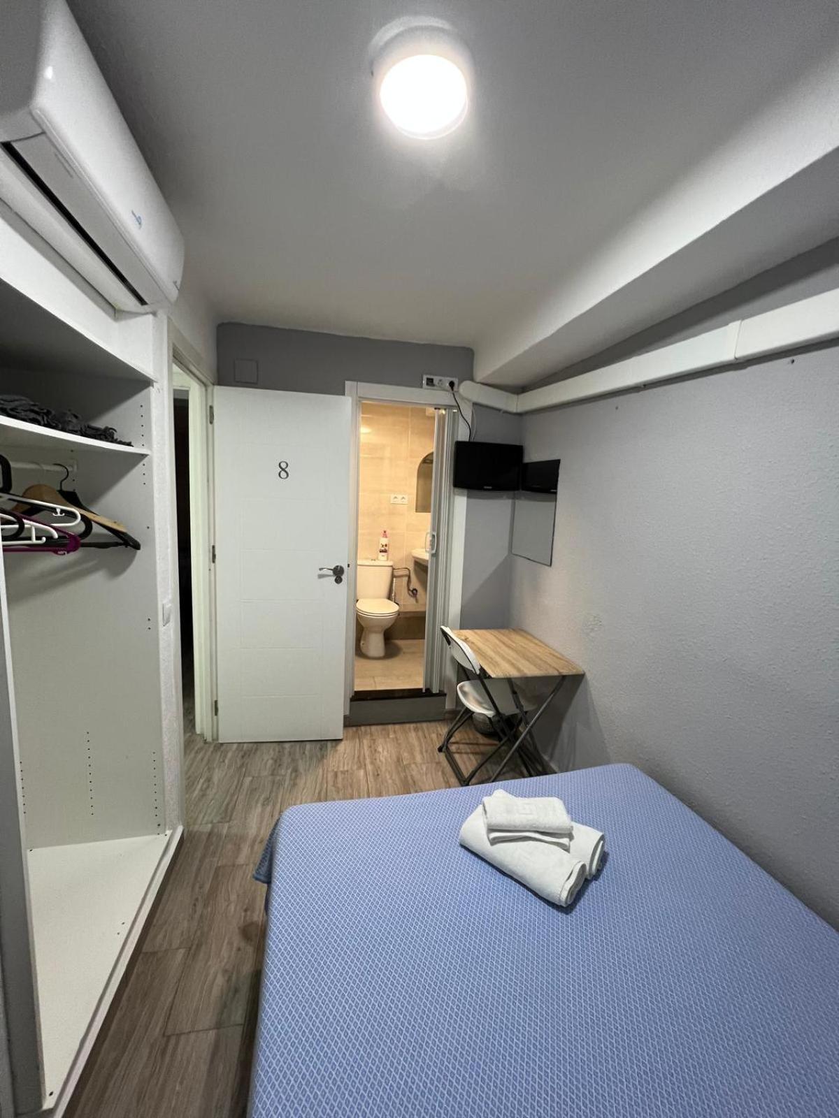 Guesthouse Central アリカンテ エクステリア 写真