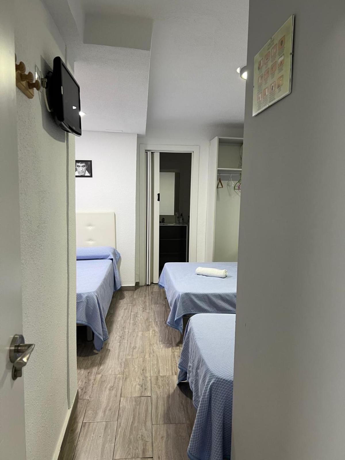 Guesthouse Central アリカンテ エクステリア 写真