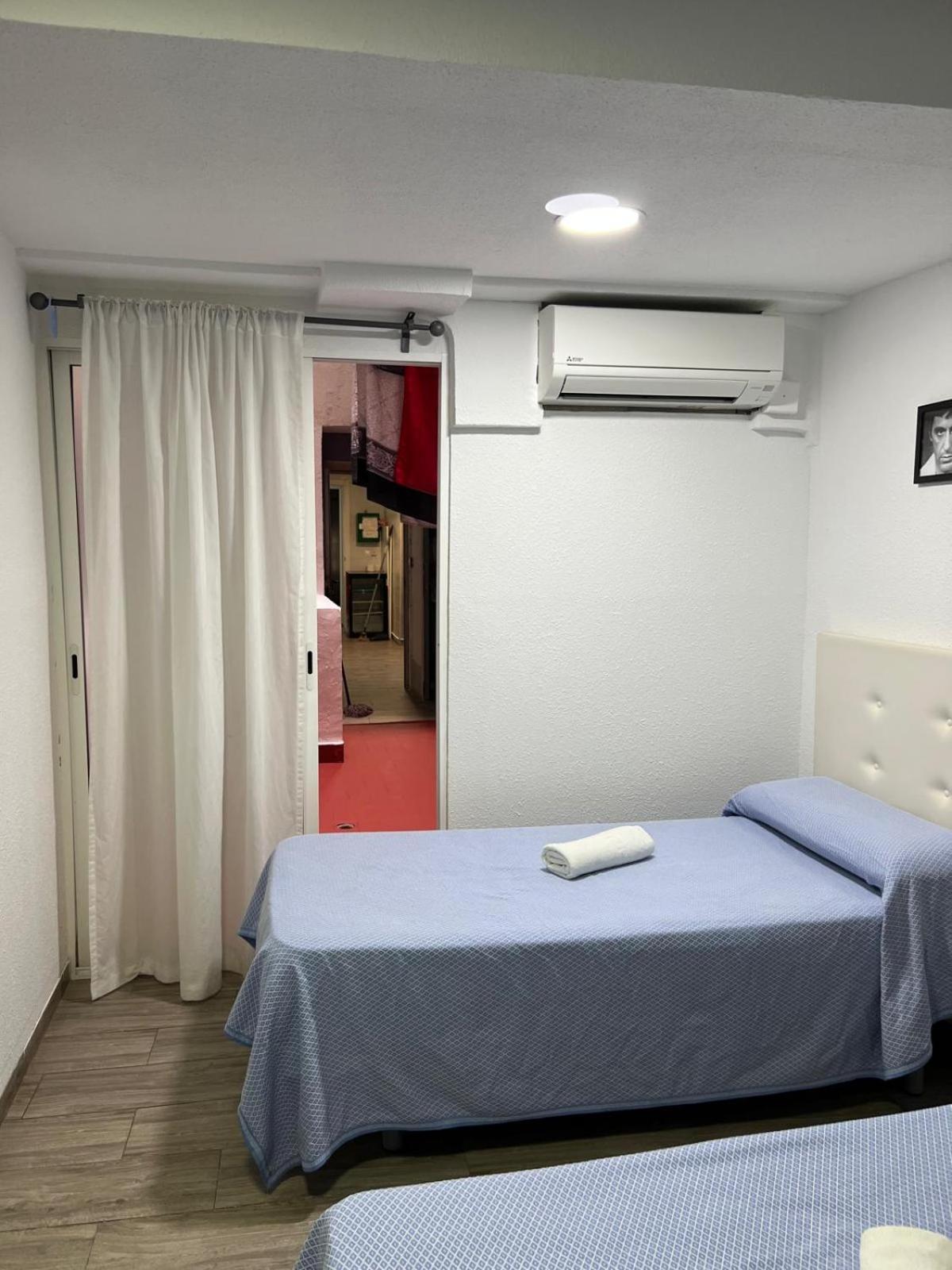 Guesthouse Central アリカンテ エクステリア 写真