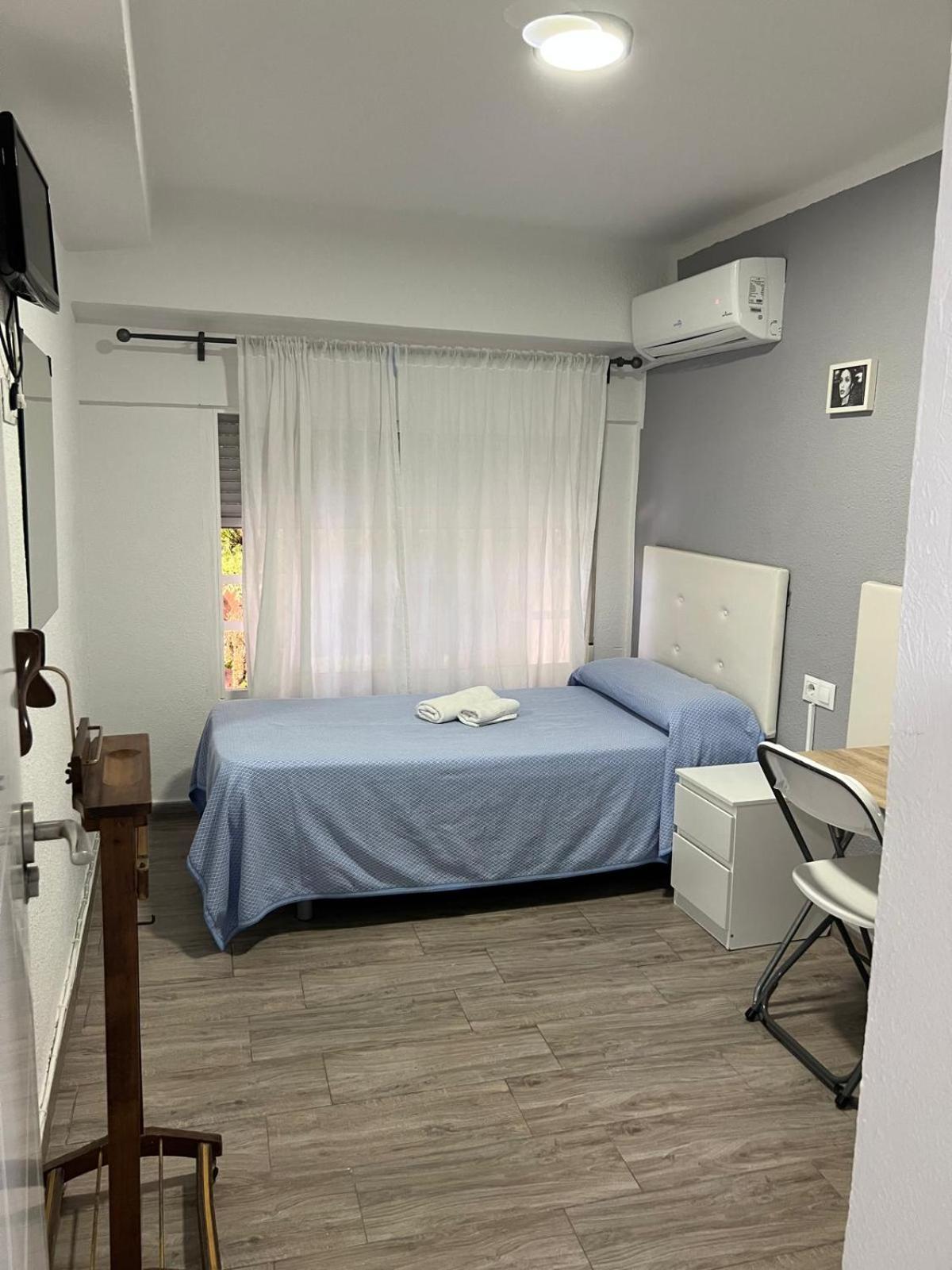 Guesthouse Central アリカンテ エクステリア 写真