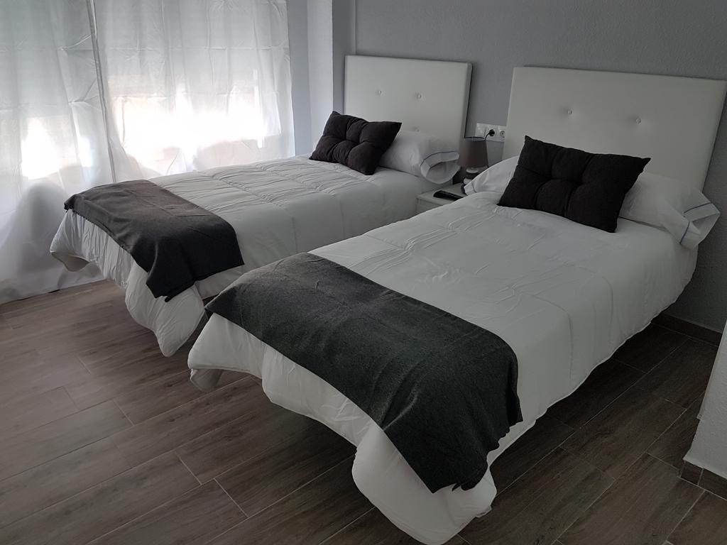 Guesthouse Central アリカンテ エクステリア 写真