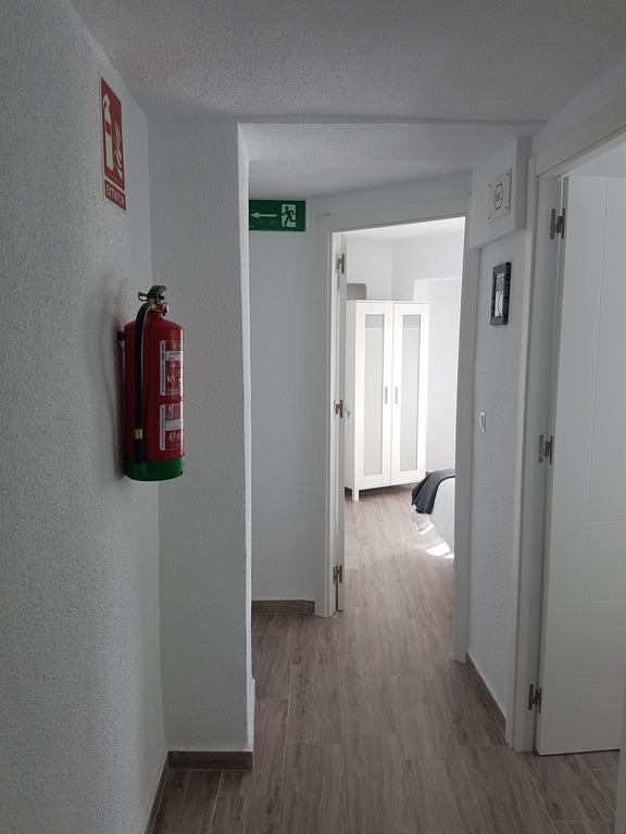 Guesthouse Central アリカンテ エクステリア 写真