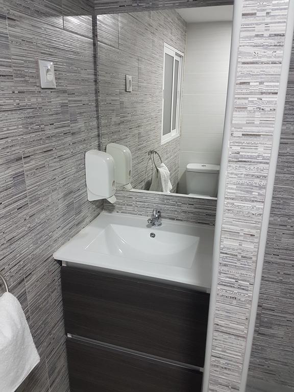 Guesthouse Central アリカンテ エクステリア 写真