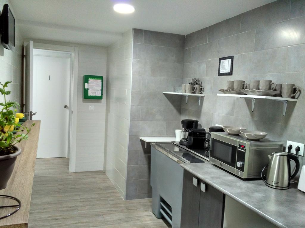 Guesthouse Central アリカンテ エクステリア 写真