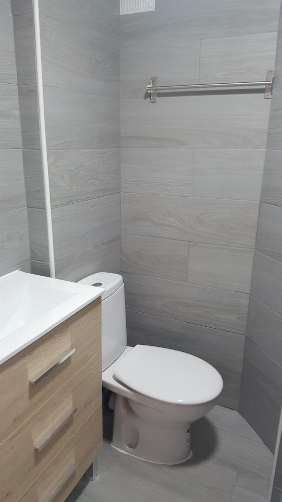 Guesthouse Central アリカンテ エクステリア 写真